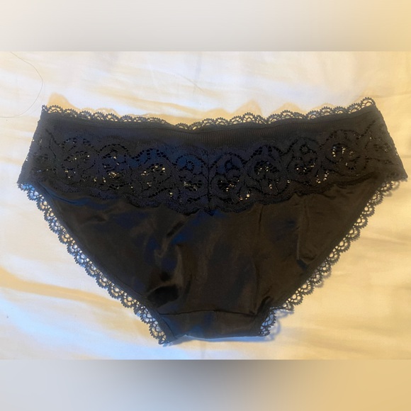 XS Bundle of Four Victoria Secret Panties -New with Tags (Black) - Picture 6 of 11